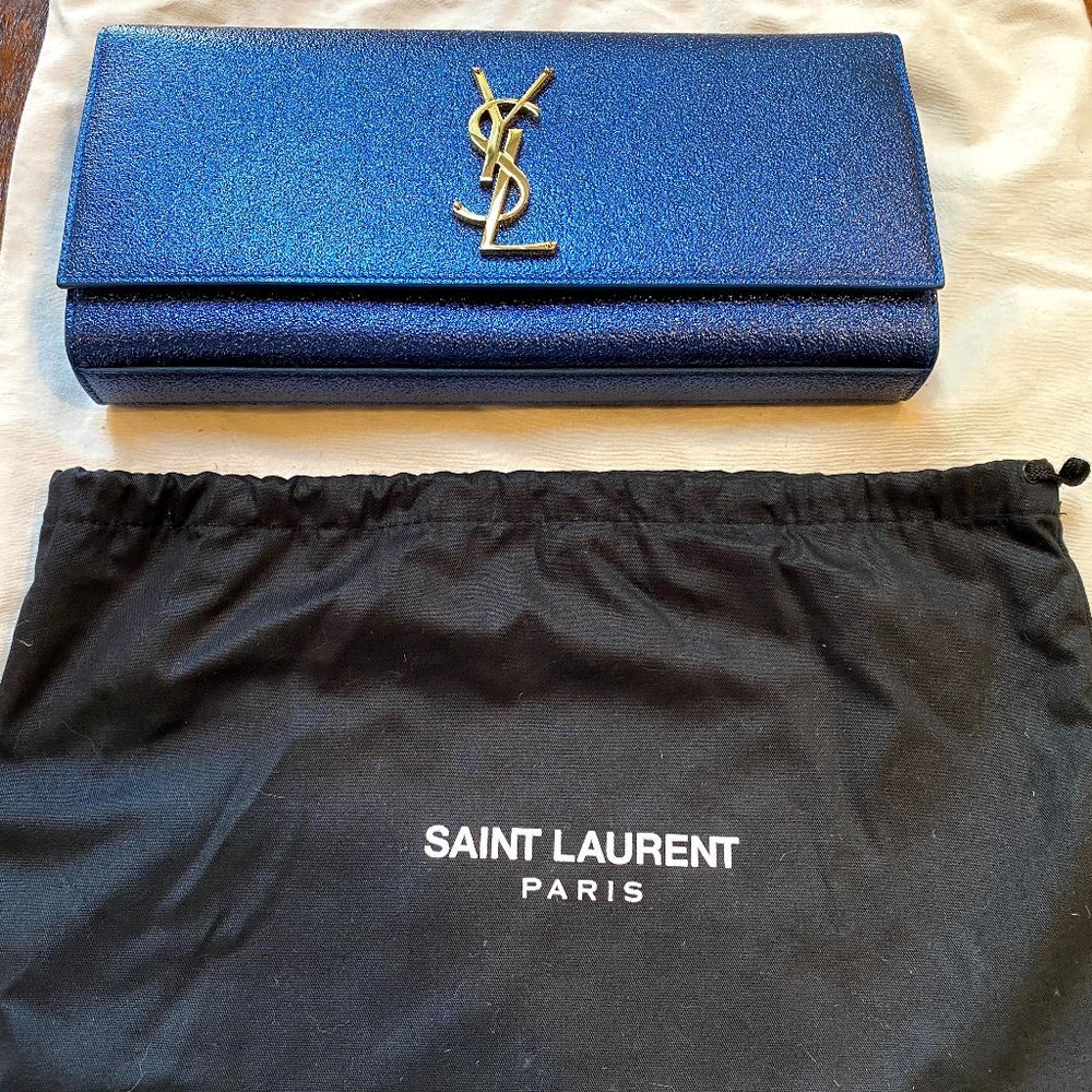 COPY - Saint Laurent Monogram Glitter Blue clutch
